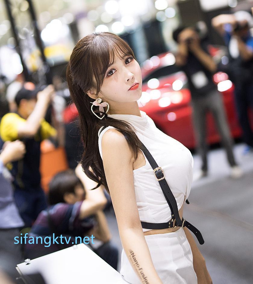 【2023-06-12】Wearing stockings